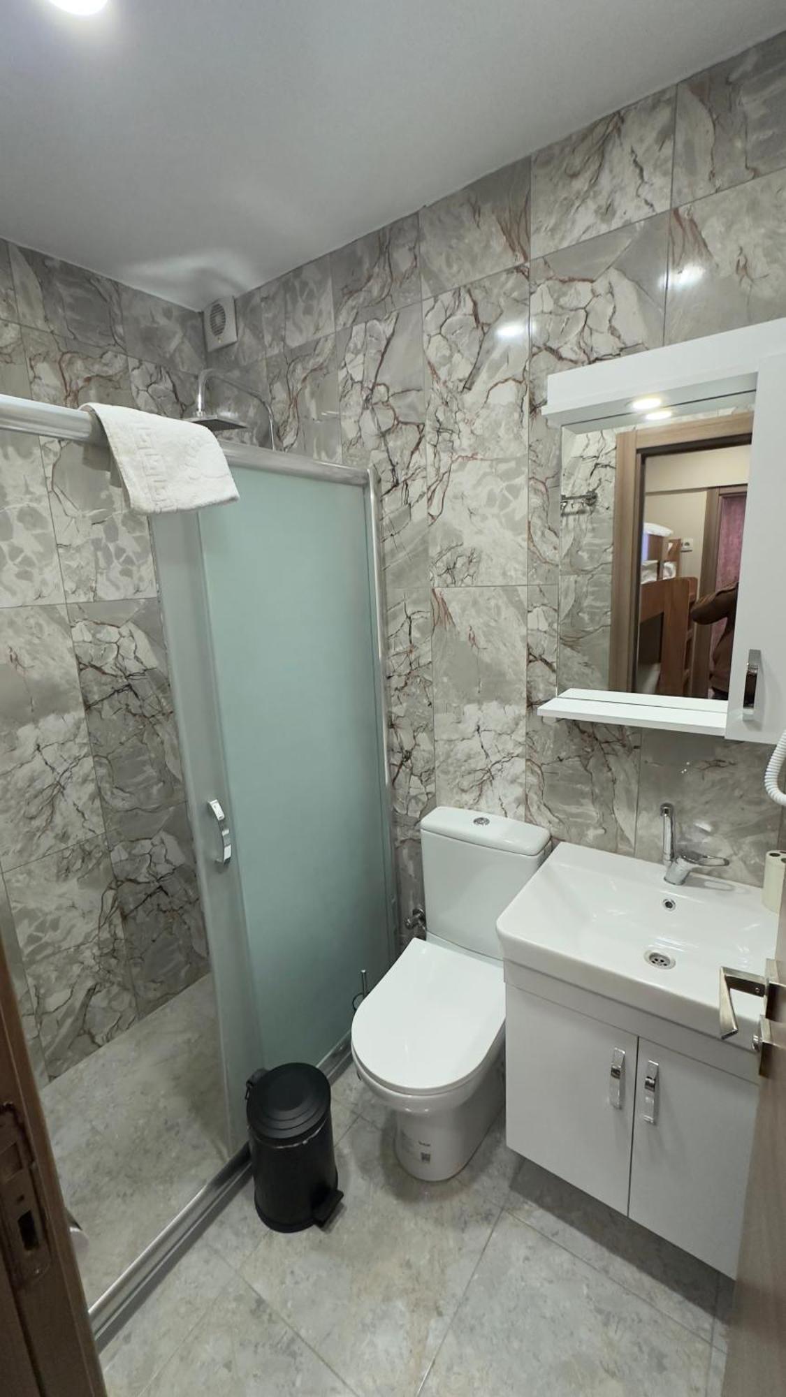 Golden Tulip Suite Apart Istanbul Exterior photo
